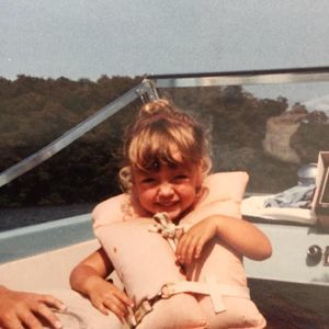 Meet your Posher, Cara